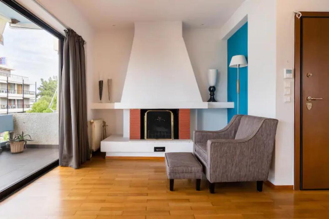 Βright Walled Designed Apt In Glyfada Center أثينا المظهر الخارجي الصورة