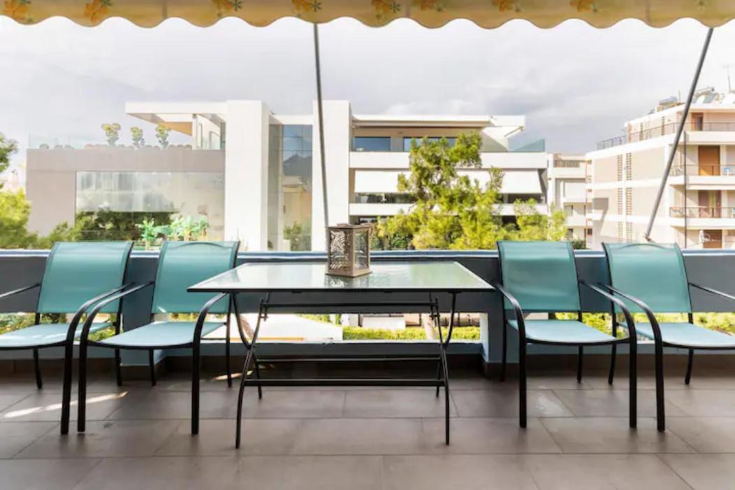 Βright Walled Designed Apt In Glyfada Center أثينا المظهر الخارجي الصورة