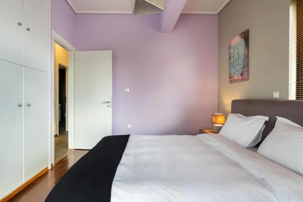 Βright Walled Designed Apt In Glyfada Center أثينا المظهر الخارجي الصورة